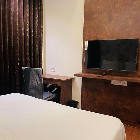 The Taaj Comforts Bangalore Exteriör bild