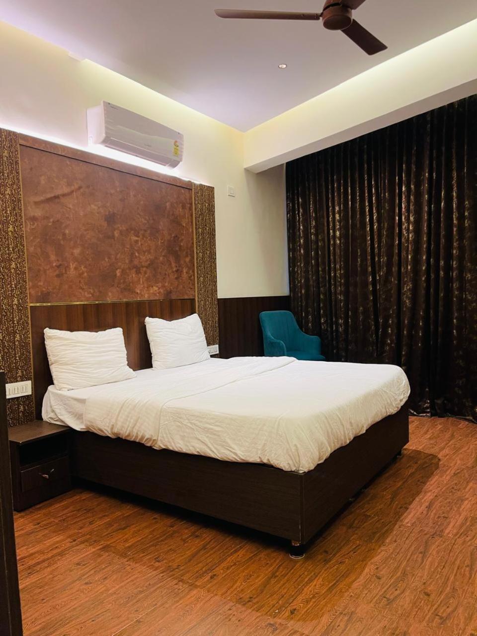 The Taaj Comforts Bangalore Exteriör bild
